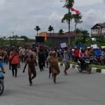 Luhut Minta Petani Mengurangi Penanaman Sayur Mayur di DAS