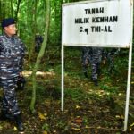 Dandim Sambas : Warga Desa Tolok Sudah Bisa Gunakan Sebagian Jalan Program TMMD