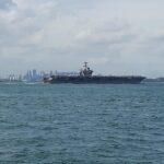 Satgas TNI AL Evakuasi Warga Korban Banjir yang Sakit di Bengkayang