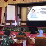 Dandim Mimika Melepas Keberangkatan 75 Orang Casis Secata Prajurit Karier ke Jayapura