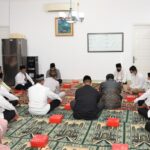 Bekerjasama dengan Bank Mandiri, Pengurus Daerah Jalasenastri Armada I Bagikan Sembako dan Tali Asih