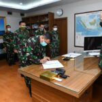 TNI-Masyarakat Memperkokoh Persatuan dan Kesatuan di Papua