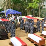 Panglima TNI Berikan Bantuan 100 Unit Laptop Untuk Tracer Covid 19