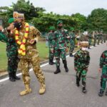 Ciptakan Hubungan Harmonis, Satgas TNI Anjangsana Ke Kepala Kampung Jagara Distrik Walesi