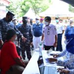 TNI AL Berikan Perhatian Khusus Kepada Para Petugas Makam COVID-19 TPU Rorotan