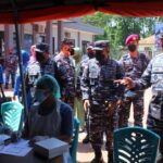 Satgas KJK TNI AL Perbarui Bendera Merah Putih di Suar Perbatasan RI-Malaysia