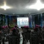 Gubernur Khofifah Temui Warga Kampung Nelayan di Jember