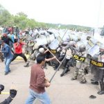 Kebun Binatang Mini dengan Pemandangan Danau dan Resto Outdoor Cantik