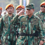 Pemberian Pangkat Jenderal Kehormatan untuk Prabowo Dianggap Transaksi Politik, Ini Kata Jokowi