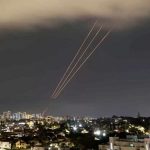 Wamenhan Didampingi Haji Isam Pantau Kedatangan Ekskavator untuk Proyek Lumbung Pangan